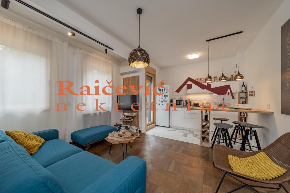 Slika 1 - Janisa Janulisa, Dvosoban stan za izdavanje, 40m2, 850€