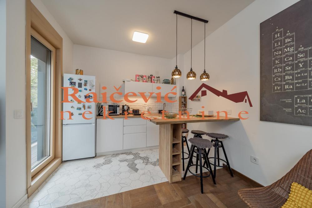Slika 3 - Janisa Janulisa, Dvosoban stan za izdavanje, 40m2, 850€