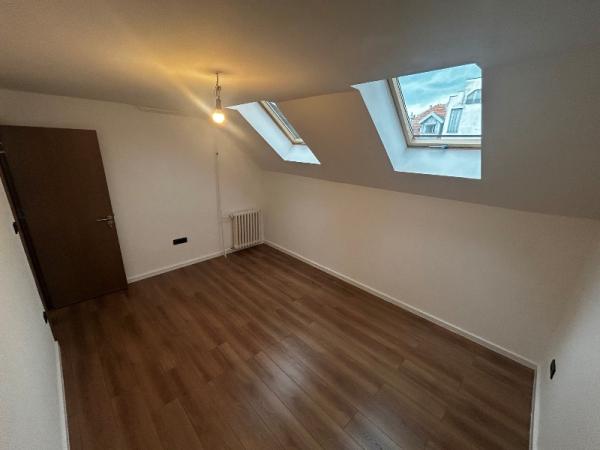 Slika 7 - Radnih akcija, Četvoroiposoban stan na prodaju, 102m2, 209.000€