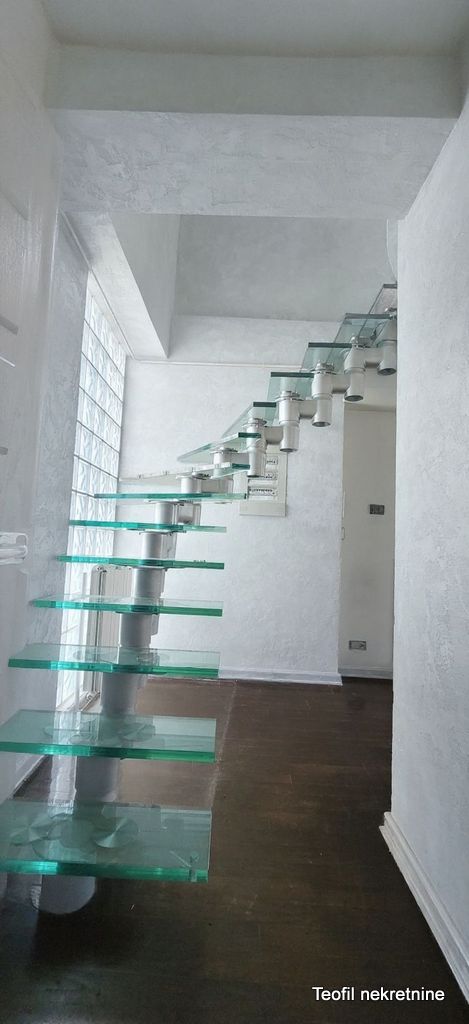 Slika 11 - Prve pruge, Petosoban stan na prodaju, 167m2, 575.000€