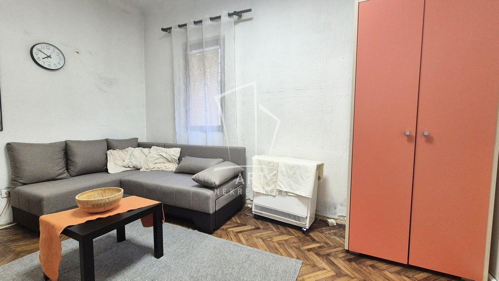 Slika 1 - Skadarska, Dvosoban stan za izdavanje, 25m2, 450€