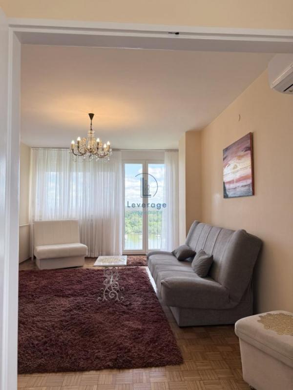 Slika 2 - Karađorđev trg, Dvosoban stan za izdavanje, 58m2, 800€