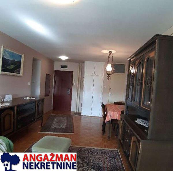 Slika 1 - Bulevar Zorana Đinđića, Dvosoban stan na prodaju, 63m2, 245.000€