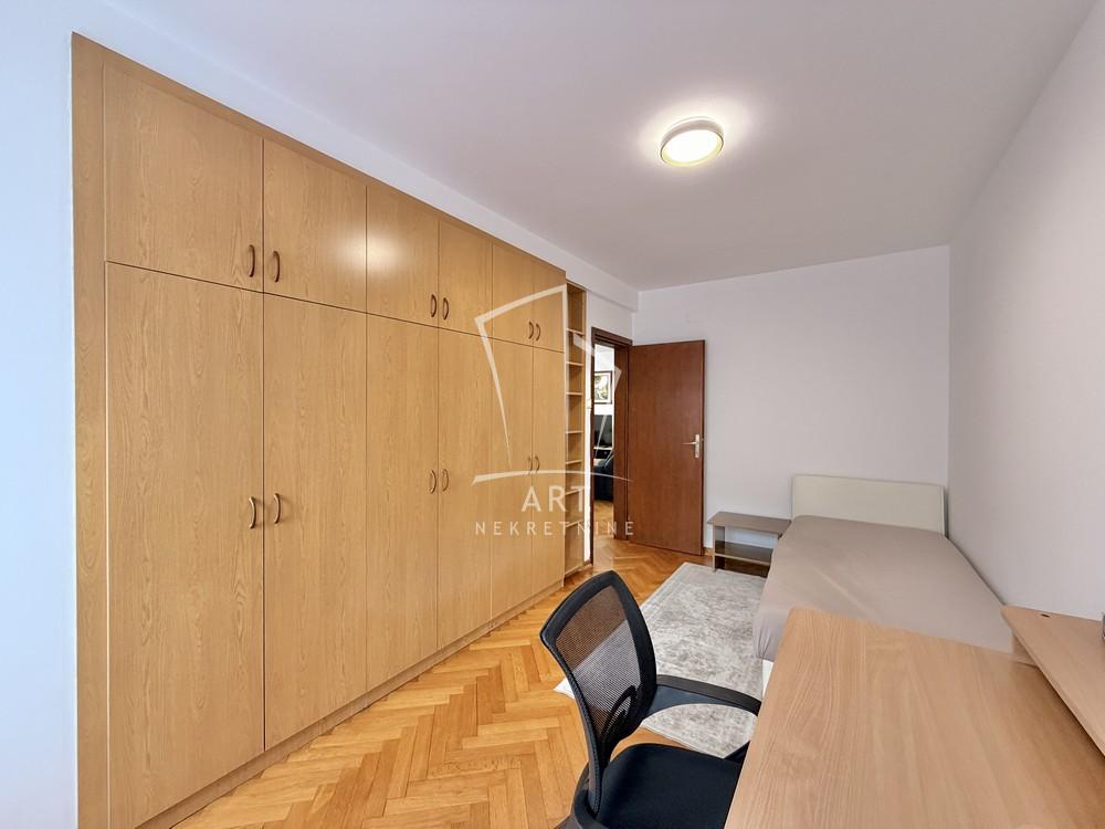 Slika 11 - Bilećka, Dvoiposoban stan za izdavanje, 70m2, 600€