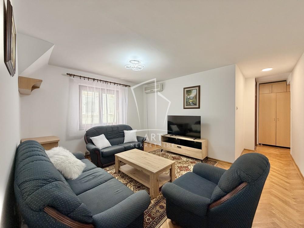 Glavna slika -Bilećka, Dvoiposoban stan za izdavanje, 70m2, 600€