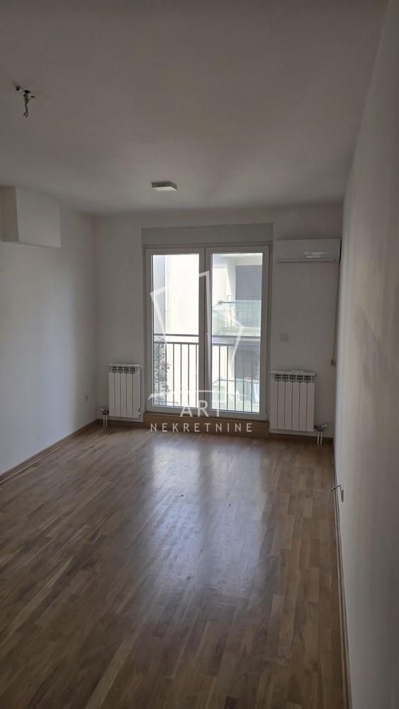 Slika 1 - Belička, Trosoban stan za izdavanje, 79m2, 700€