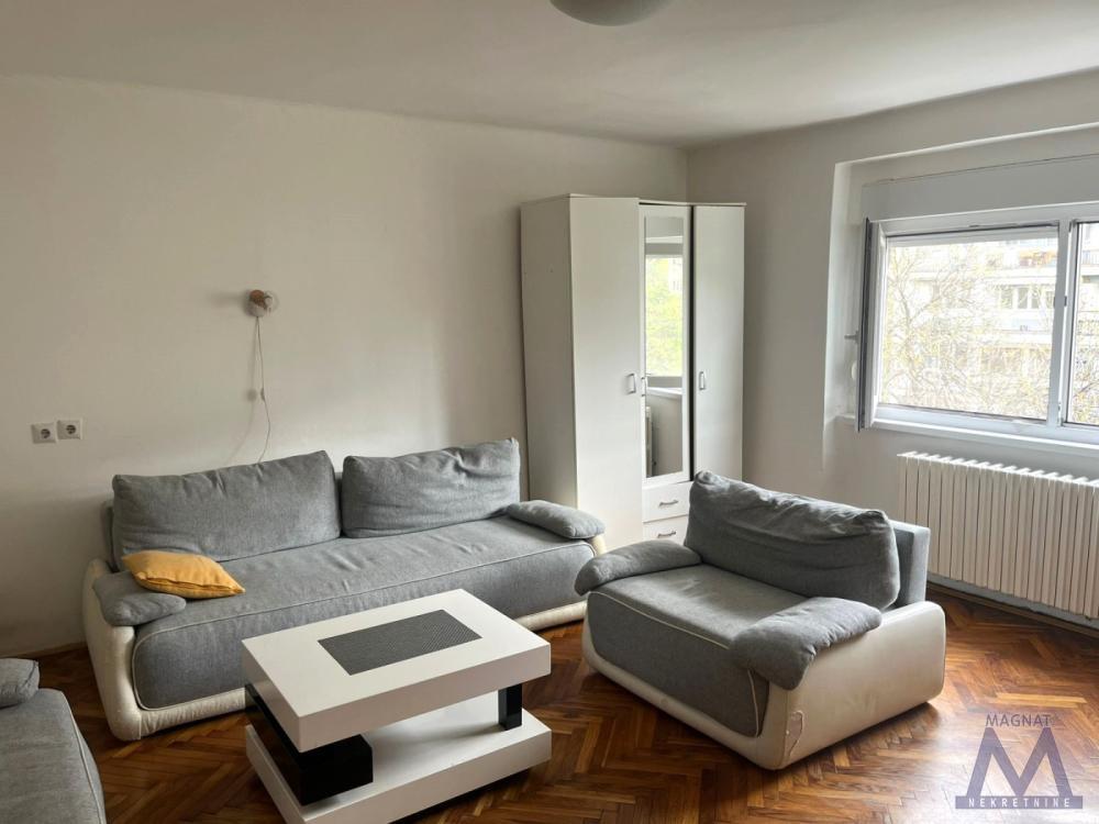 Glavna slika -Dvosoban stan za izdavanje, 350€