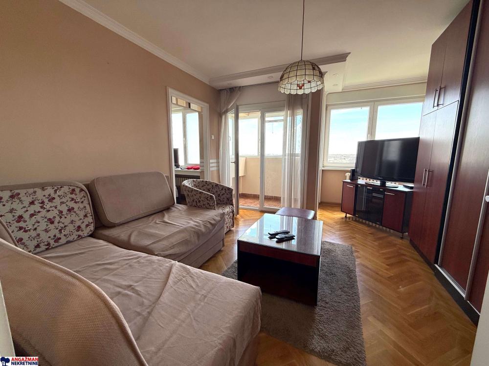Slika 0 - Bulevar Arsenija Čarnojevića, Jednoiposoban stan na prodaju, 43m2, 185.000€