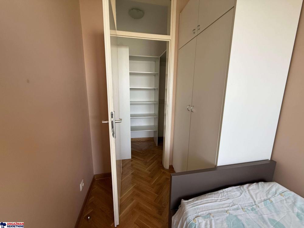 Slika 9 - Bulevar Arsenija Čarnojevića, Jednoiposoban stan na prodaju, 43m2, 185.000€