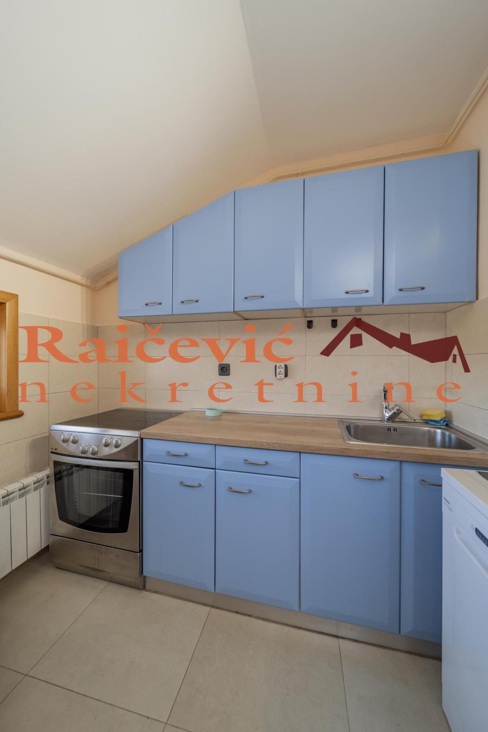 Slika 4 - Strahinjica bana, Troiposoban stan za izdavanje, 83m2, 1.000€