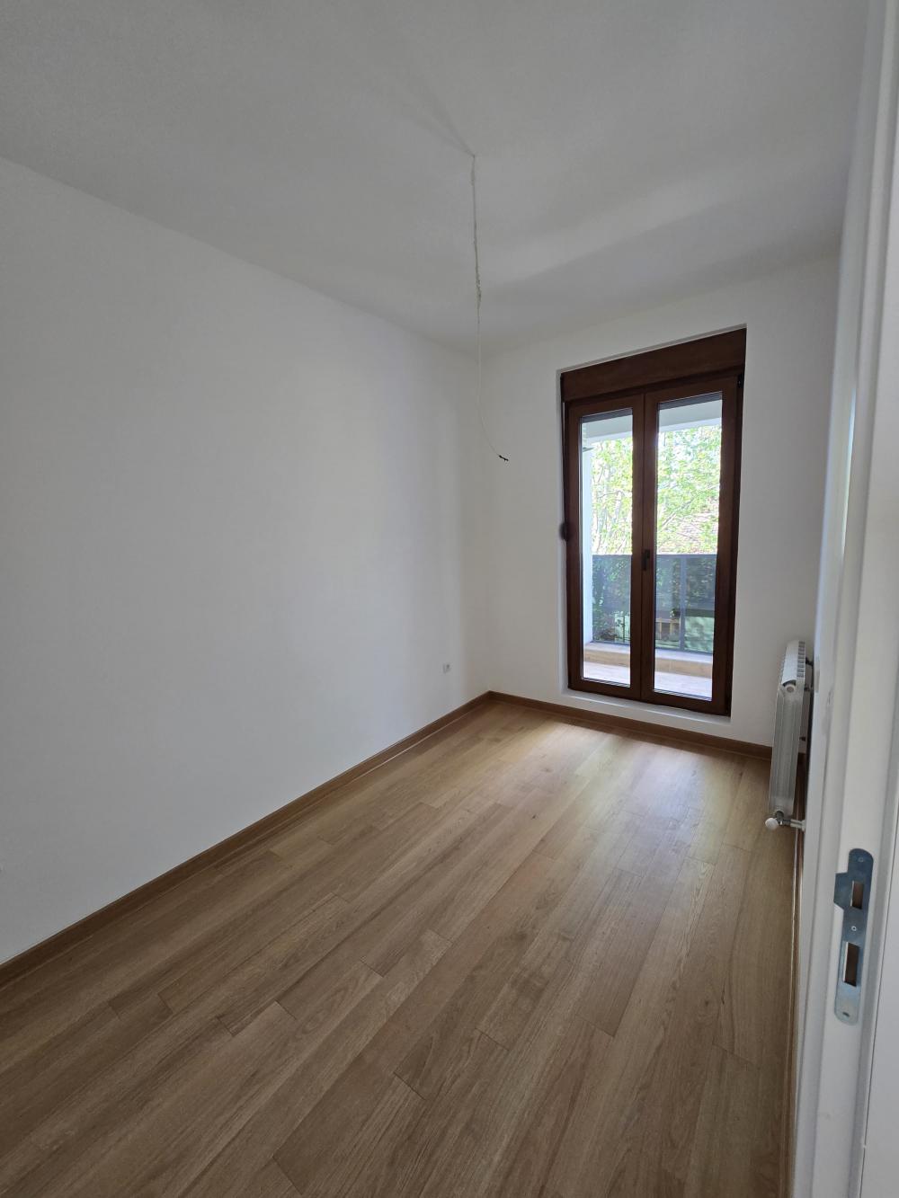 Slika 5 - Dobanovačka, Trosoban stan za izdavanje, 55m2, 650€