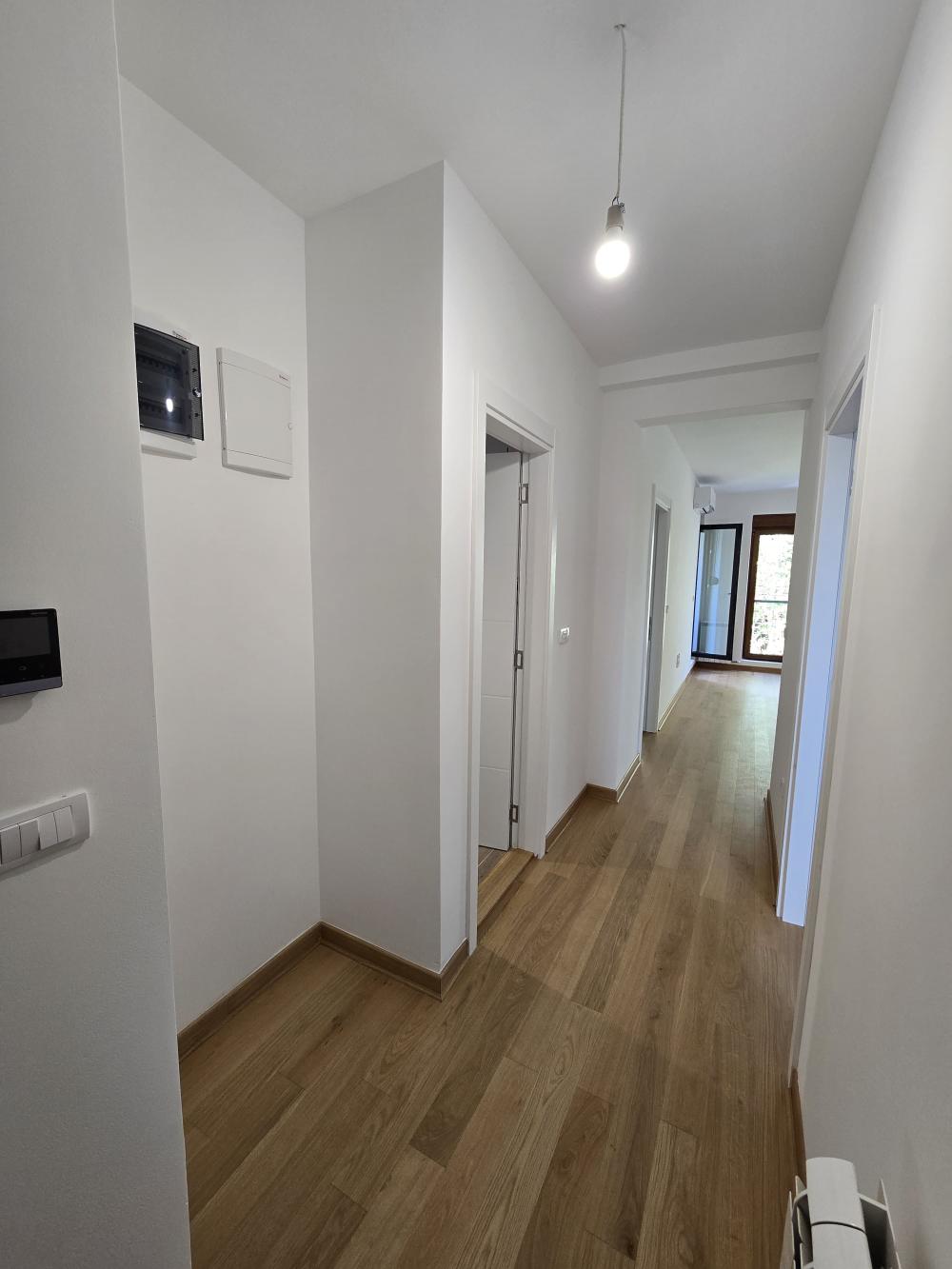 Slika 3 - Dobanovačka, Trosoban stan za izdavanje, 55m2, 650€