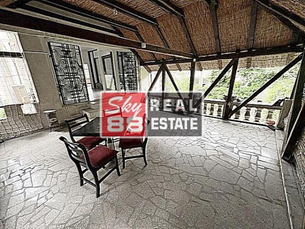 Slika 9 - Trosoban stan za izdavanje, 130m2, 1.200€