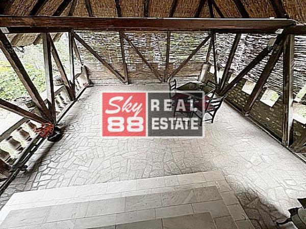 Slika 10 - Trosoban stan za izdavanje, 130m2, 1.200€