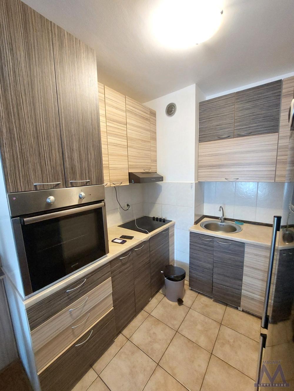 Slika 4 - Jednoiposoban stan za izdavanje, 350€