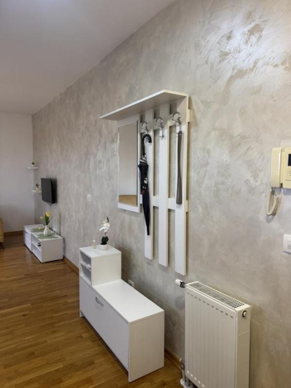 Slika 6 - Jednoiposoban stan za izdavanje, 42m2, 350€