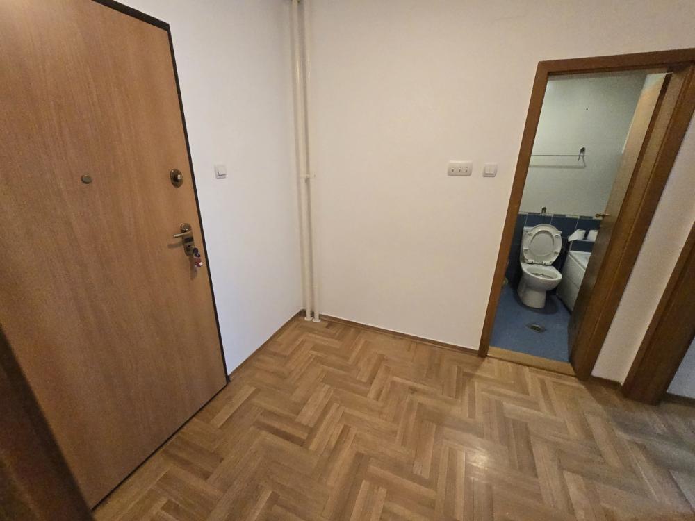 Slika 8 - Dr Dragoslava Popovića, Dvosoban stan za izdavanje, 50m2, 650€