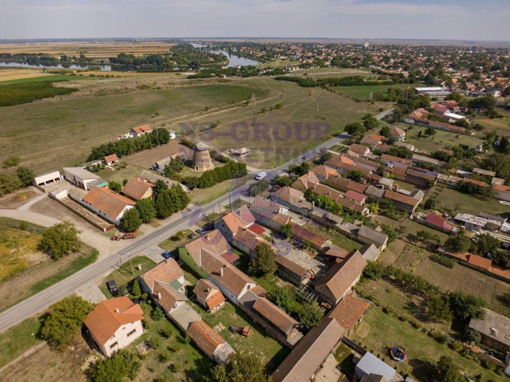 Slika 1 - Čurug,  Kuća na prodaju, 90m2, 87.000€