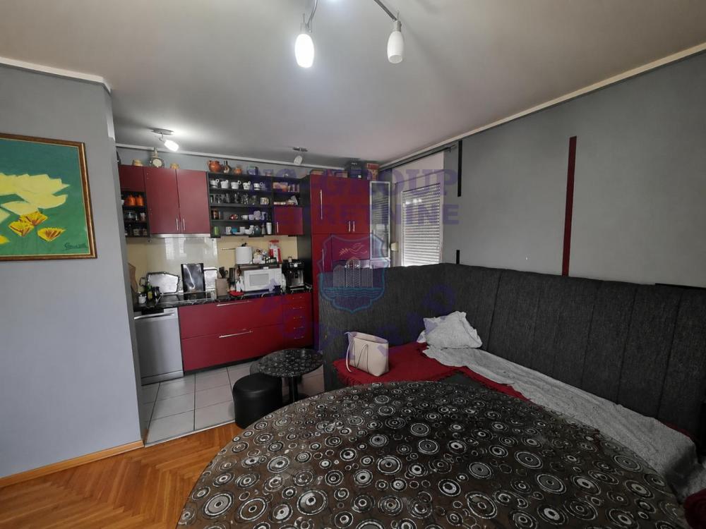 Slika 1 - Šestosoban stan na prodaju, 136m2, 266.150€