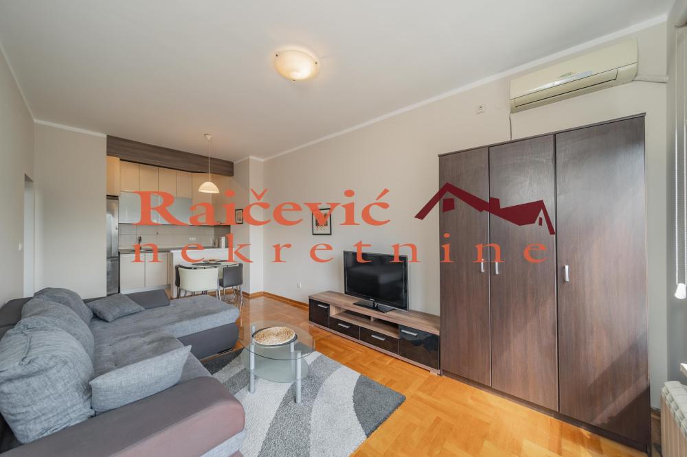 Slika 9 - Kostolacka, Jednoiposoban stan za izdavanje, 43m2, 500€