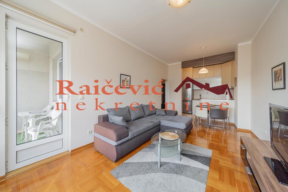 Slika 10 - Kostolacka, Jednoiposoban stan za izdavanje, 43m2, 500€