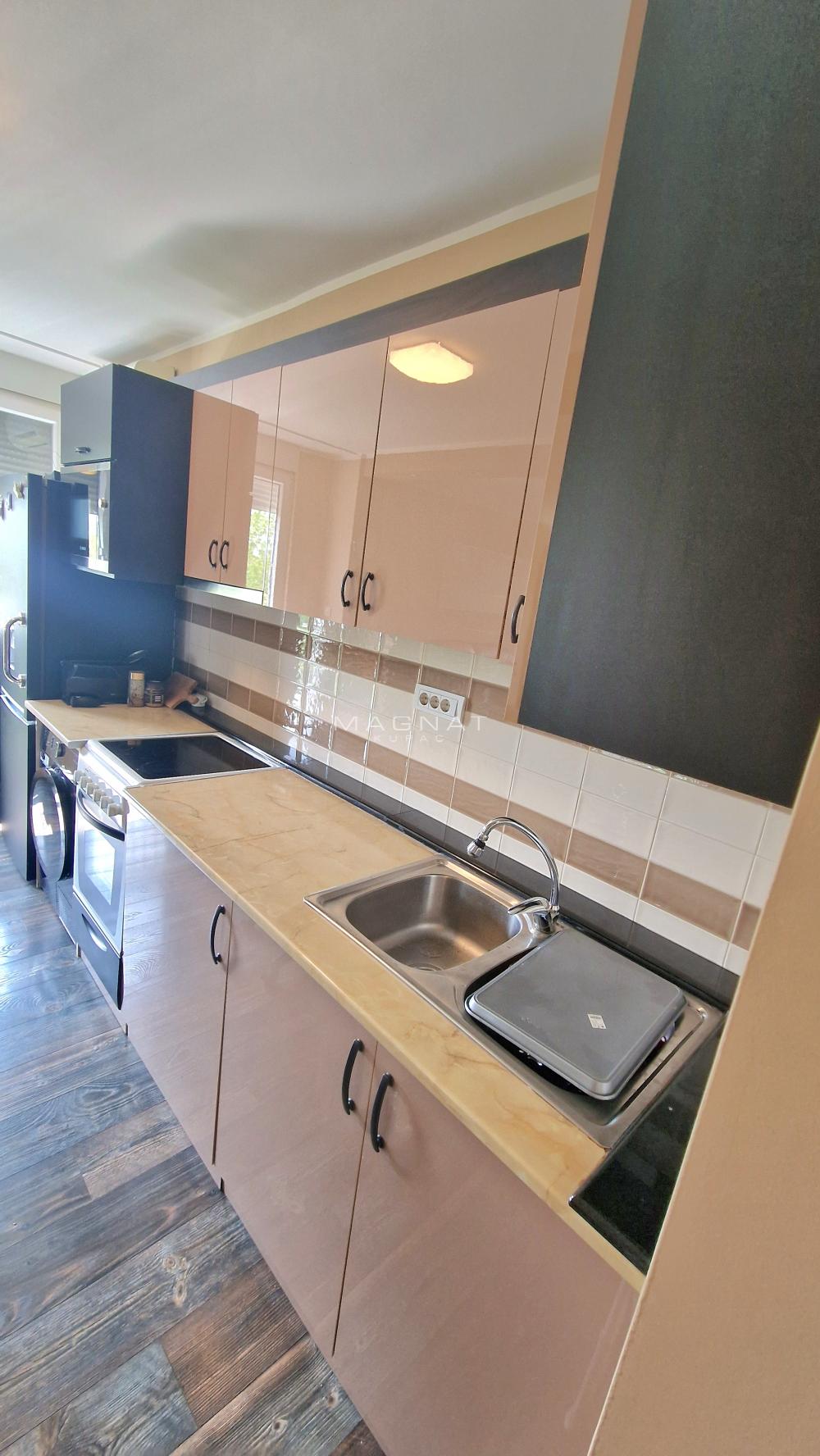 Slika 7 - Karađorđev Trg, Dvosoban stan na prodaju, 58m2, 230.000€