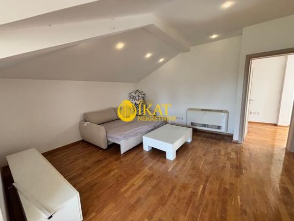 Slika 7 - Mačkov Kamen,  Kuća na prodaju, 300m2, 2.200.000€