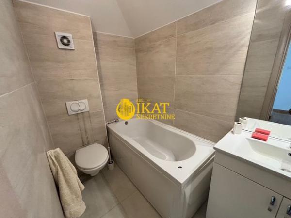 Slika 10 - Mačkov Kamen,  Kuća na prodaju, 300m2, 2.200.000€