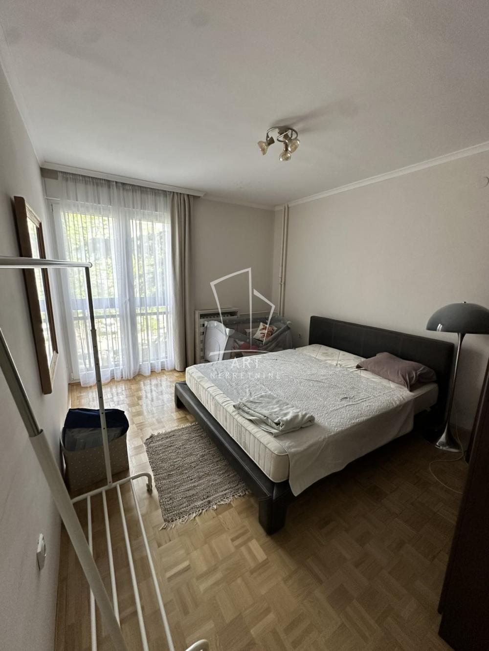 Slika 2 - Petra Martinovića, Dvosoban stan za izdavanje, 54m2, 600€