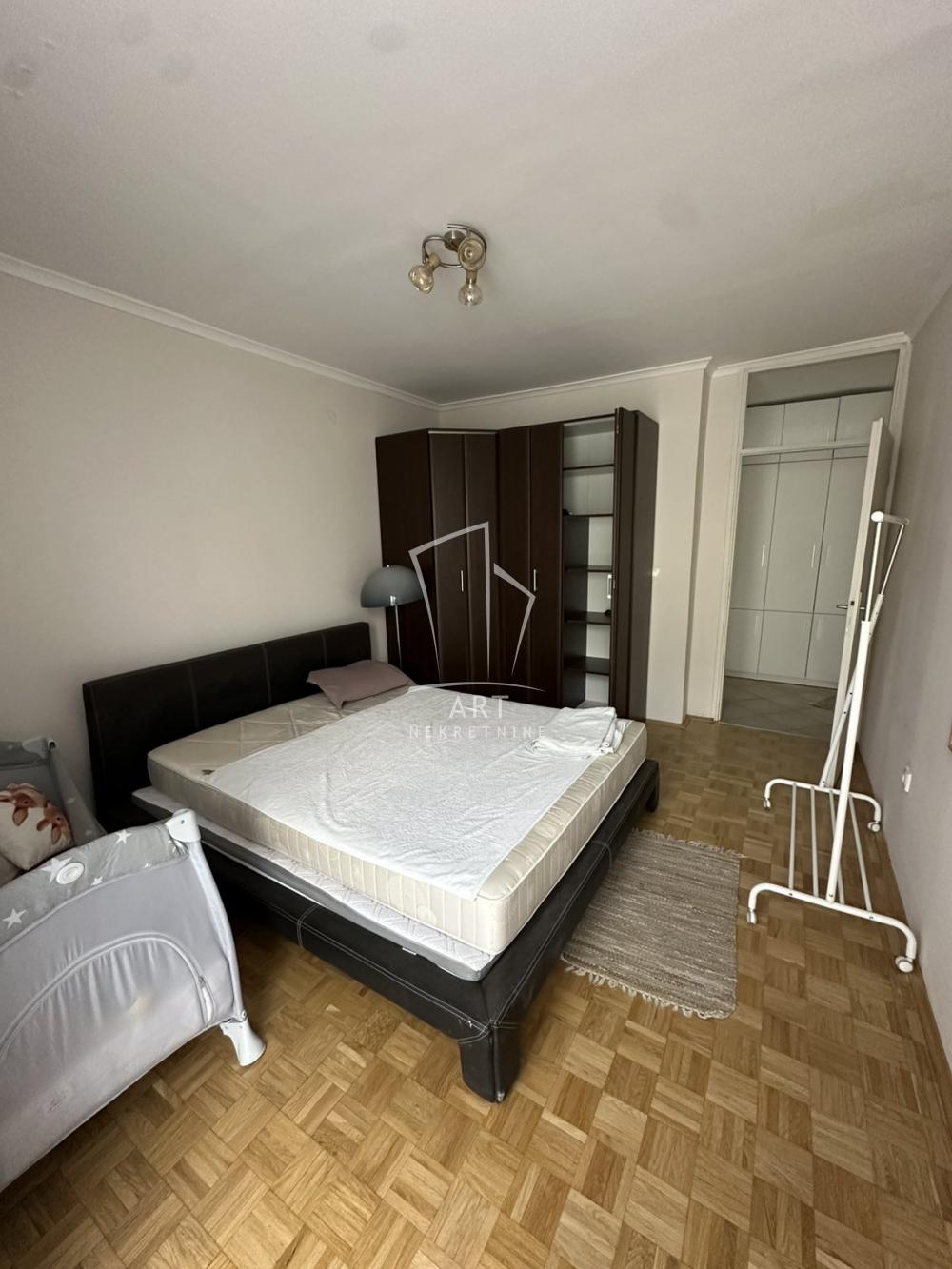 Slika 3 - Petra Martinovića, Dvosoban stan za izdavanje, 54m2, 600€