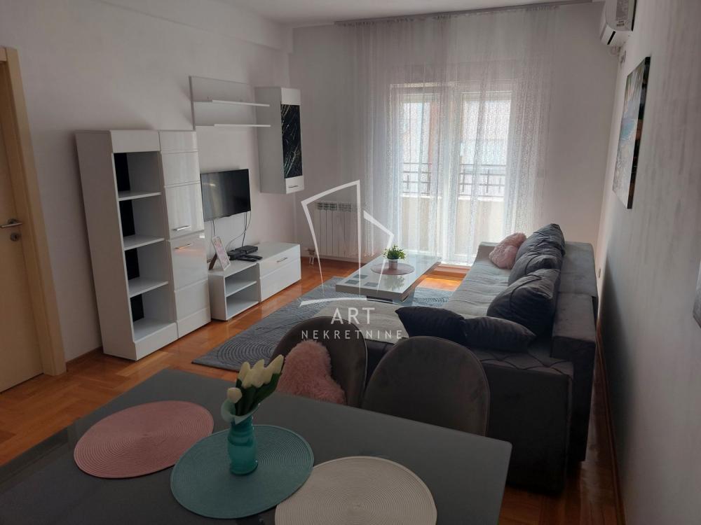Glavna slika -Preševska, Dvosoban stan za izdavanje, 51m2, 650€