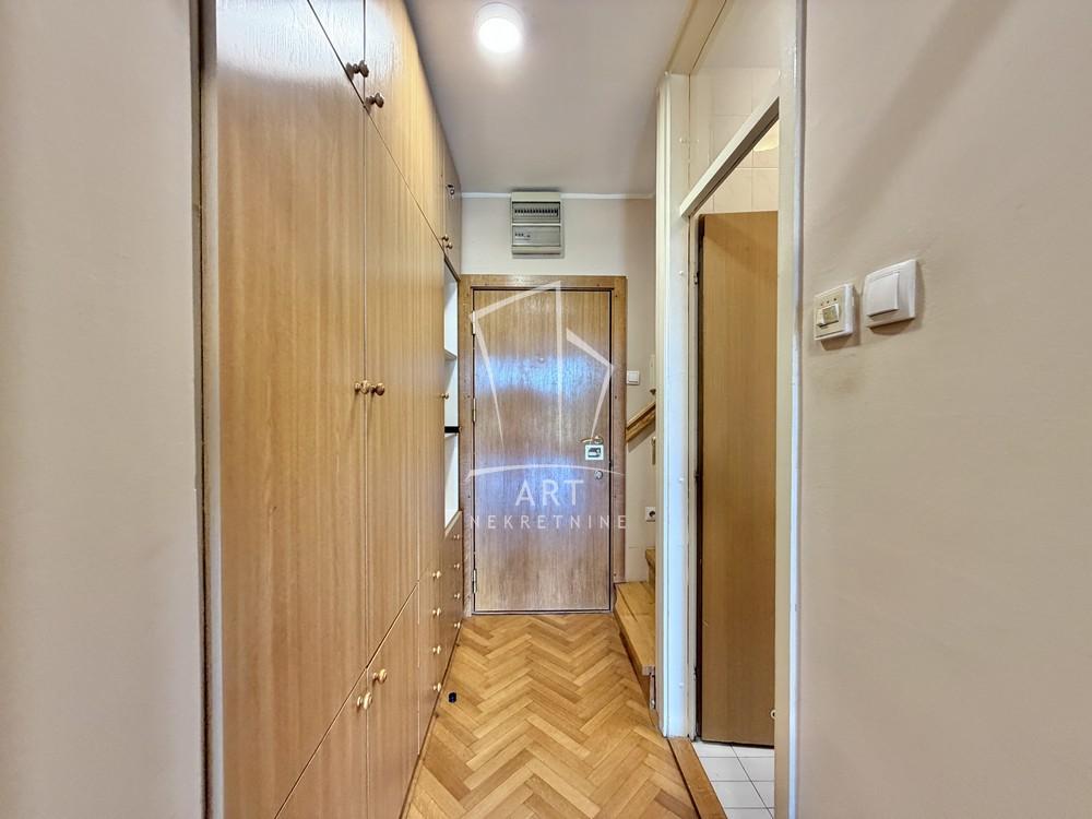 Slika 10 - Đušina, Trosoban stan na prodaju, 90m2, 355.000€