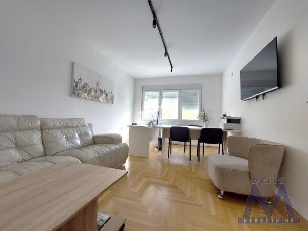 Glavna slika -Dvoiposoban stan na prodaju, 77m2, 267.800€