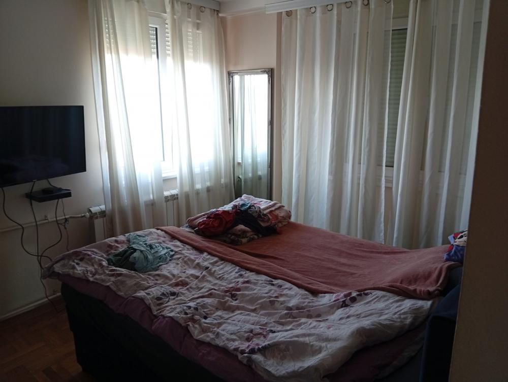 Slika 6 - Južni Bulevar, Trosoban stan za izdavanje, 56m2, 800€