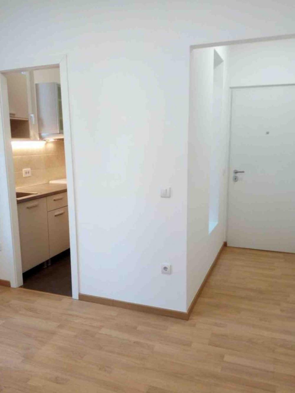 Slika 6 - Svetog Save, Trosoban stan za izdavanje, 73m2, 900€