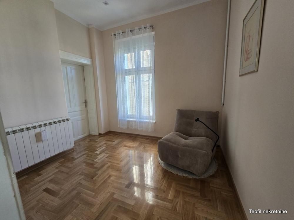 Slika 4 - Braće Baruh, Troiposoban stan za izdavanje, 71m2, 1.050€
