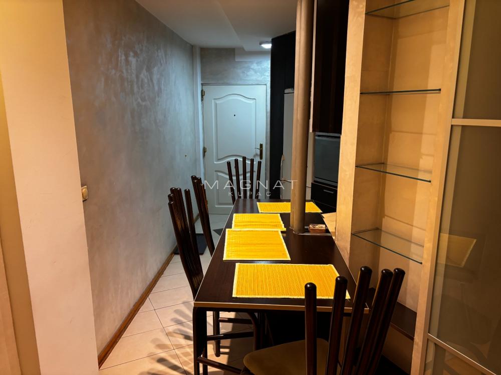 Slika 2 - Pariske komune, Jednoiposoban stan za izdavanje, 34m2, 500€