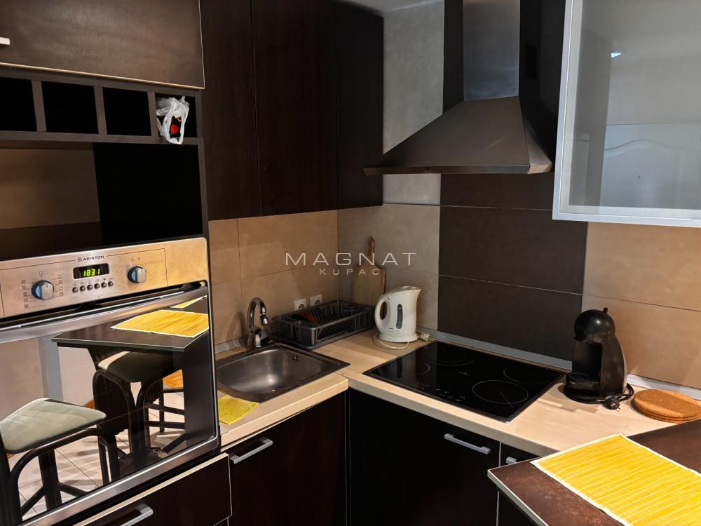 Slika 1 - Pariske komune, Jednoiposoban stan za izdavanje, 34m2, 500€