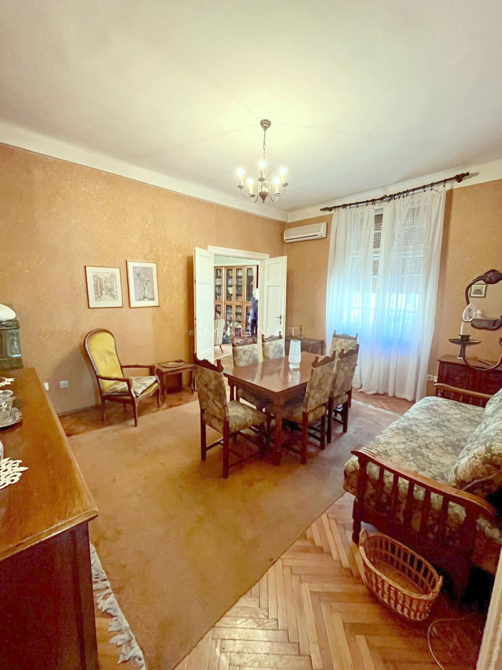 Slika 2 - Svetozara Radića, Četvorosoban stan na prodaju, 100m2, 330.000€