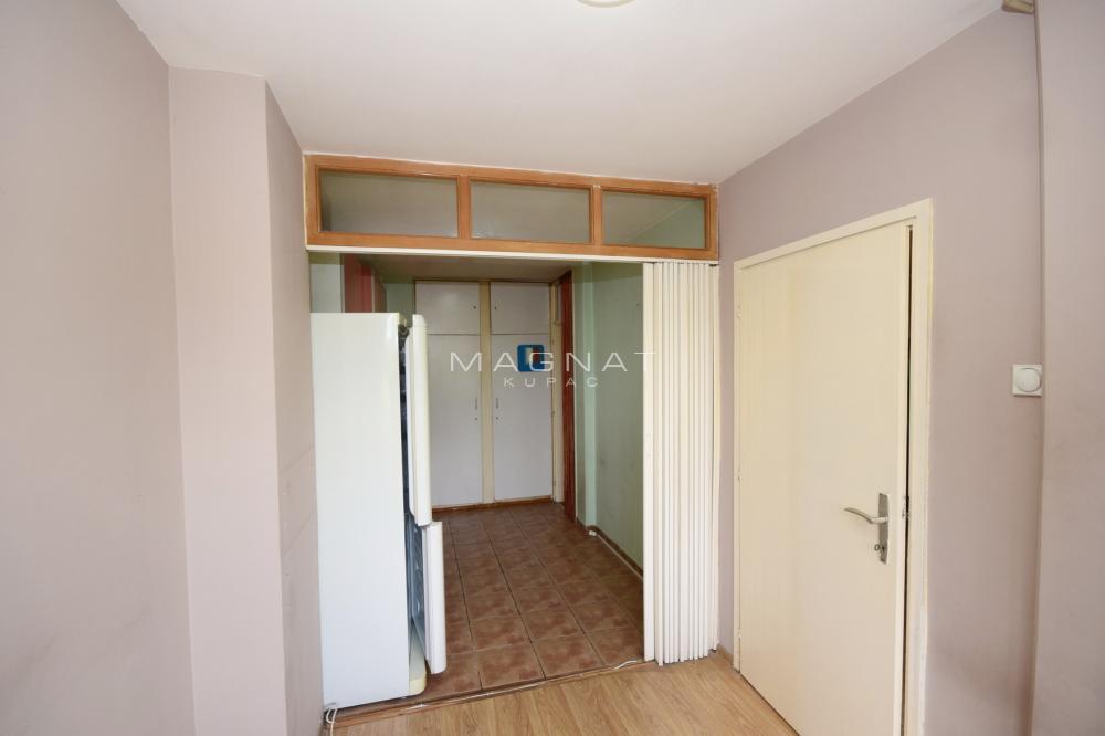 Slika 6 - Janković Stojana, Jednoiposoban stan na prodaju, 44m2, 122.000€