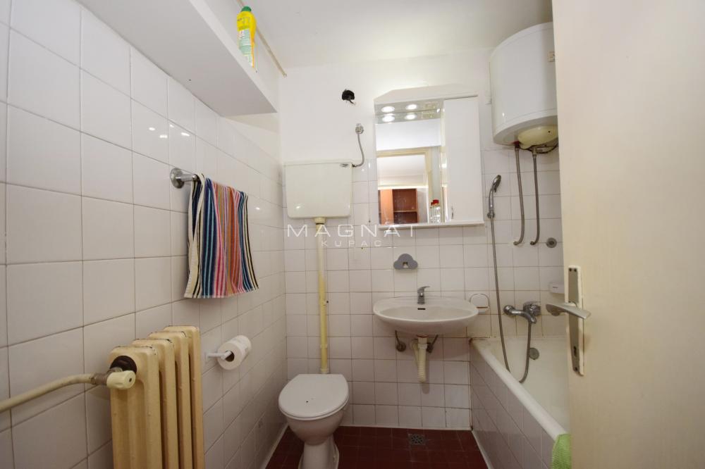 Slika 8 - Janković Stojana, Jednoiposoban stan na prodaju, 44m2, 122.000€