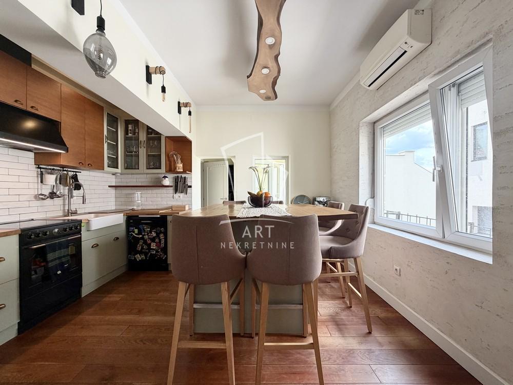 Slika 9 - Vukice Mitrović, Trosoban stan na prodaju, 89m2, 375.000€