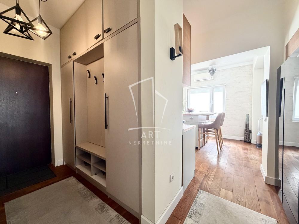 Slika 11 - Vukice Mitrović, Trosoban stan na prodaju, 89m2, 375.000€
