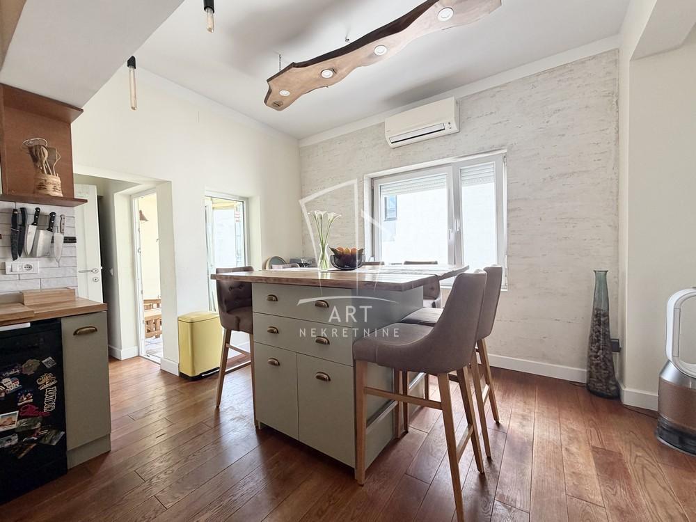 Slika 10 - Vukice Mitrović, Trosoban stan na prodaju, 89m2, 375.000€