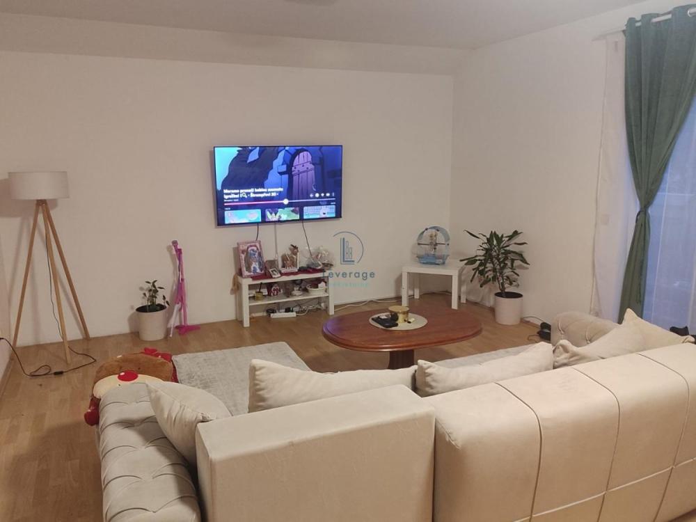 Slika 2 - Svetozara Markovića, Trosoban stan na prodaju, 82m2, 106.000€