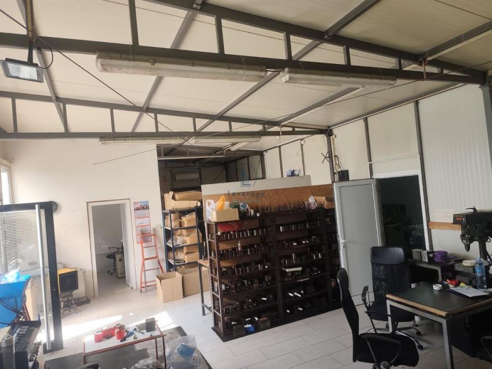 Slika 2 -  Lokal za izdavanje, 110m2, 950€