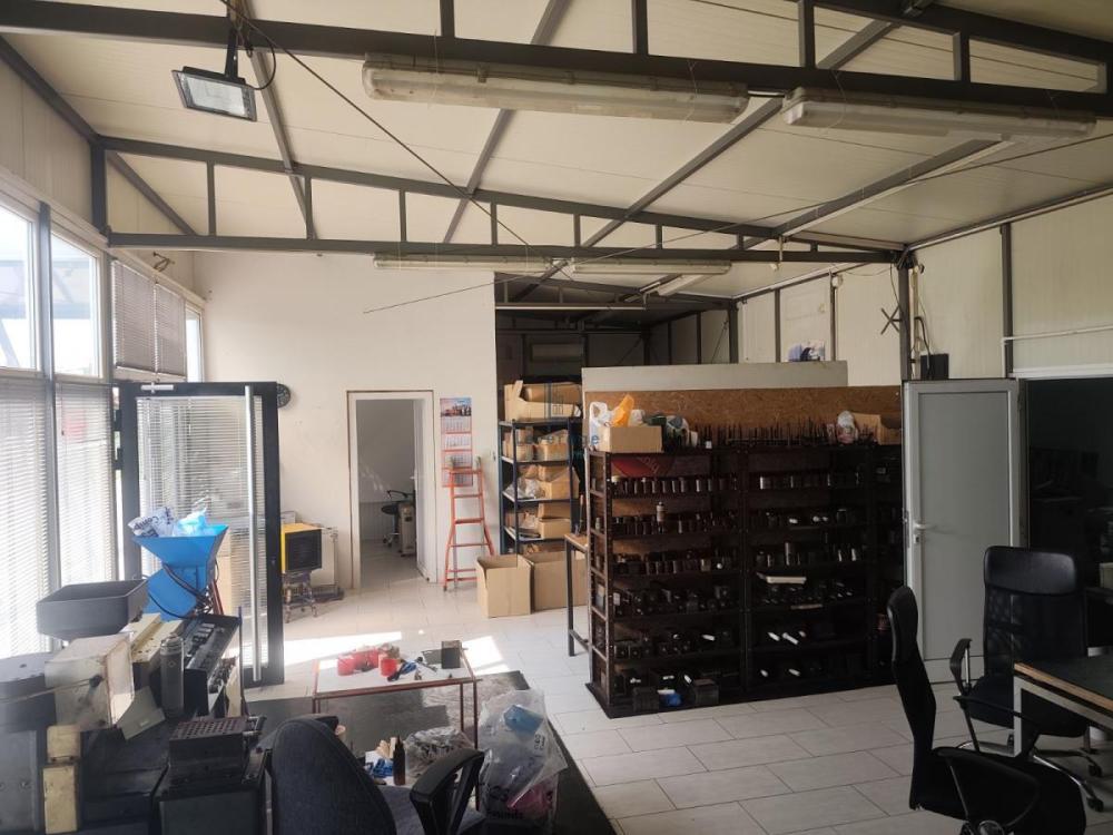 Slika 3 -  Lokal za izdavanje, 110m2, 950€