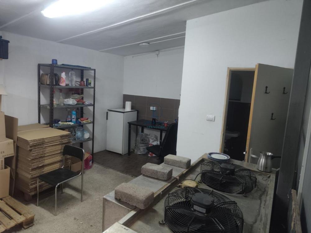 Slika 8 -  Lokal za izdavanje, 110m2, 950€