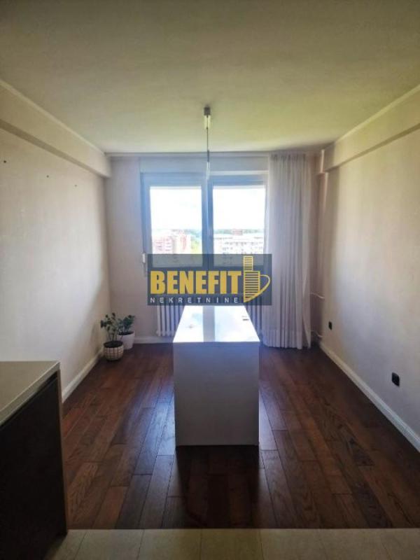 Slika 2 - Dvosoban stan za izdavanje, 82m2, 900€
