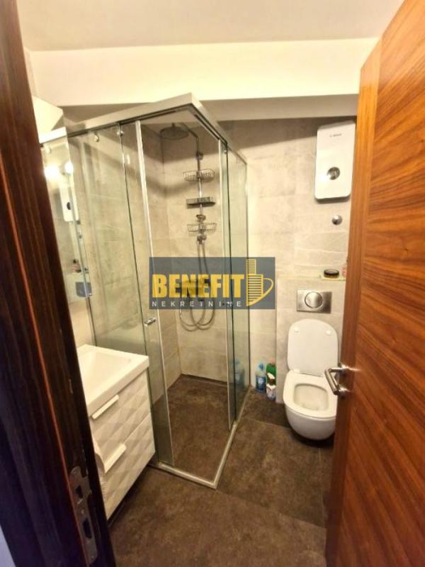 Slika 11 - Dvosoban stan za izdavanje, 82m2, 900€